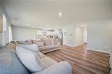 334 Forecastle St - Photo 10