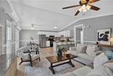16 Davis Rd - Photo 4