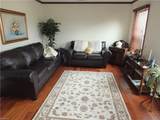 3245 Glastonbury Dr - Photo 3