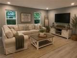 1764 Skyline Dr - Photo 4
