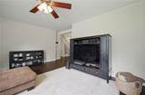 1140 Noble St - Photo 6
