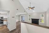 916 Woodcreek Dr - Photo 3