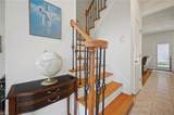 831 Holbrook Dr - Photo 22