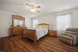 831 Holbrook Dr - Photo 32
