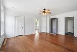 2703 Beachmont Ave - Photo 28