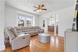 2703 Beachmont Ave - Photo 7
