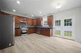 1072 Kennedy St - Photo 11