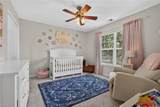 1541 Indiana Ave - Photo 35