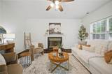 3849 Whitley Park Dr - Photo 4