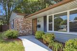 569 Brentwater Rd - Photo 2