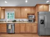 2025 Hallmark Way - Photo 7