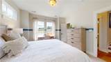 904 Jennings Ln - Photo 3