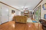 102 Edgewood Ct - Photo 17