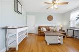 9641 Norfolk Ave - Photo 11