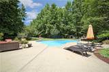 1932 Foxwood Dr - Photo 36
