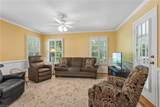 3005 Camrose Dr - Photo 14