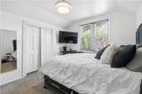 917 Kenton Ave - Photo 28