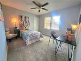 2833 Hollister Ave - Photo 19