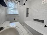 823 Headrow Ter - Photo 17