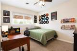 724 Spooner Rd - Photo 20