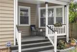 201 Queens Way - Photo 3