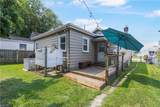 215 Sewell Ave - Photo 17