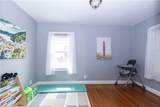 215 Sewell Ave - Photo 8