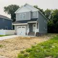523 Edwards St - Photo 3
