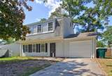 945 Red Oak Cir - Photo 1