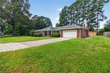 208 Woodford Dr - Photo 2