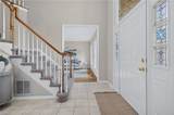 928 Sydenham Blvd - Photo 2
