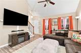 205 Hunt Club Rn - Photo 5