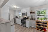 1902 Elmhurst Ln - Photo 10
