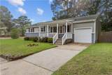 1902 Elmhurst Ln - Photo 2