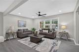 1109 Lakeview Dr - Photo 1