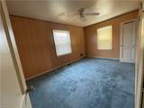 935 13th St - Photo 11