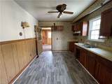 935 13th St - Photo 4