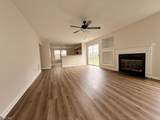 313 Pebble Creek Dr - Photo 2