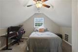 2304 Elaine Ave - Photo 12