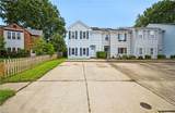 712 Glenshire Dr - Photo 2