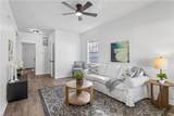 15 Howard St - Photo 6