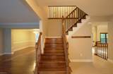 302 Peachtree Ln - Photo 3