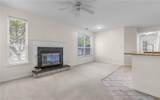 3201 Jade Ct - Photo 6