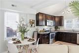 1405 Perry St - Photo 6