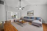 916 Hatton St - Photo 10