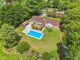 2425 Inlynnview Rd - Photo 2