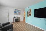 1021 Barclay Sq - Photo 6