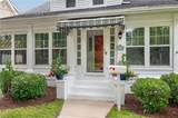1130 Larchmont Cres - Photo 2