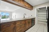 40 Rader St - Photo 16