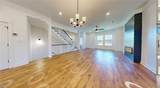 908 Jennings Ln - Photo 12